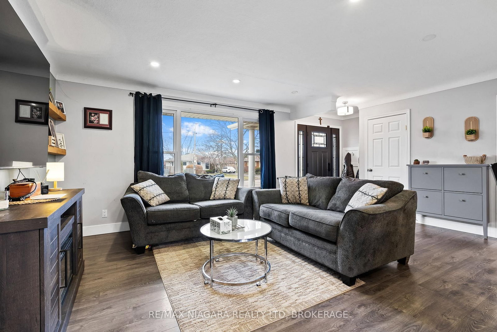 Detached House for sale at 38 ACADIA Crescent, St. Catharines, Ontario, L2P 1H8 - Secord Woods - MLS: X12914008