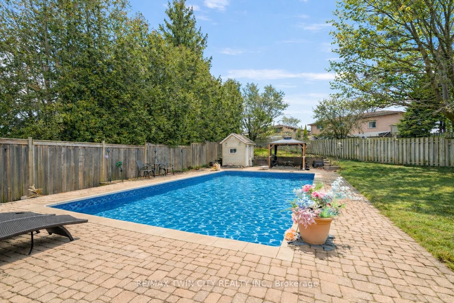 14 Thistledown Drive - Photo 33