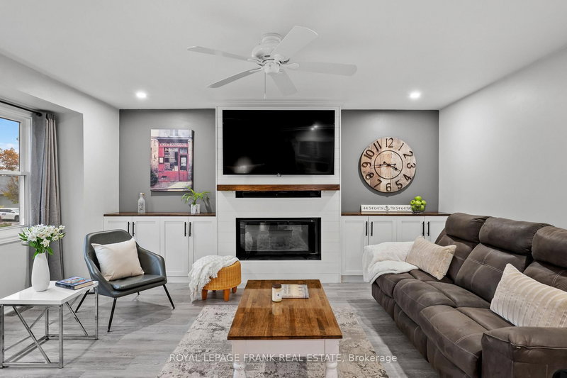 21 Birch Cres, Kawartha Lakes, K0M 1A0 | Image 2