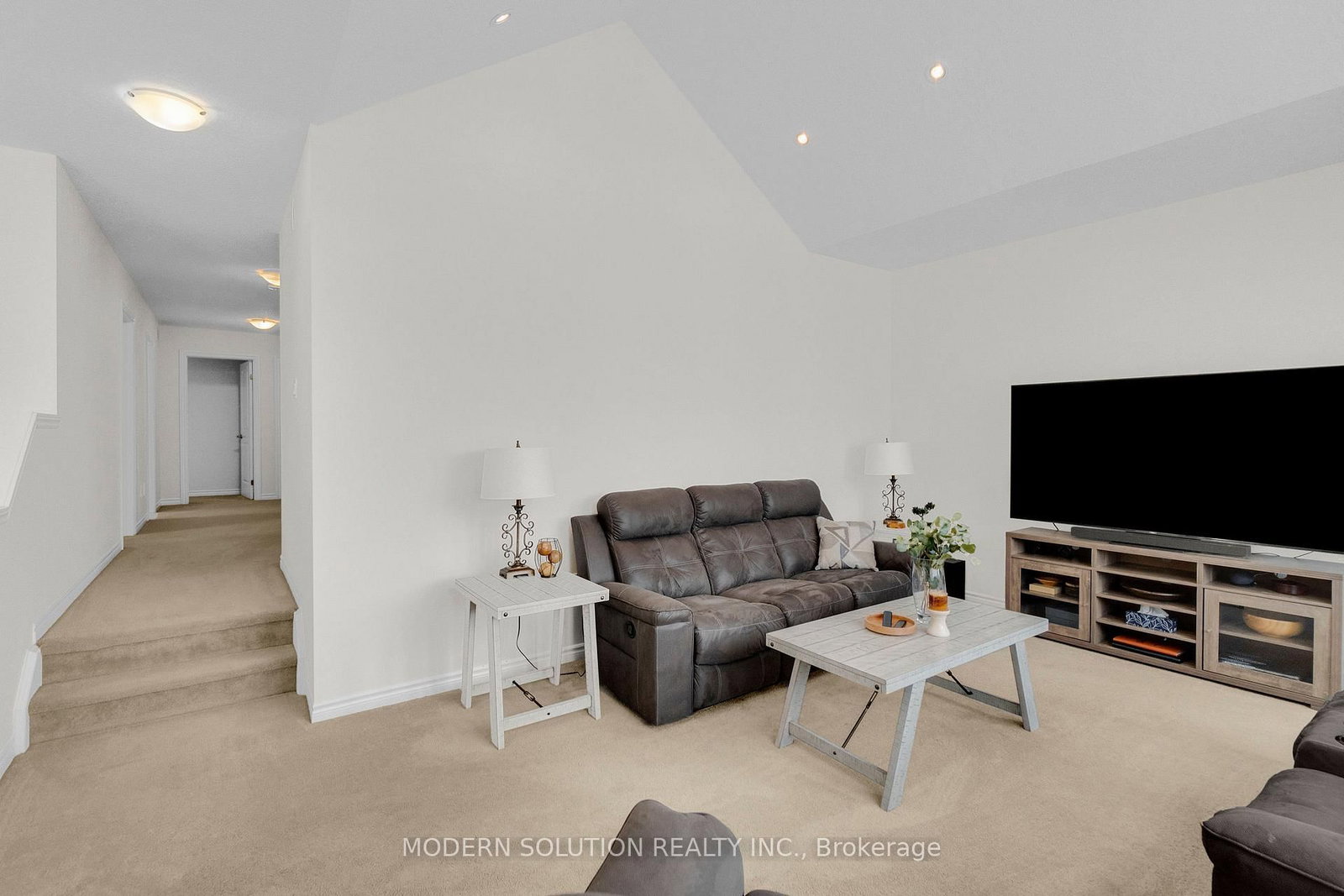 99 Creighton Avenue - Photo 19