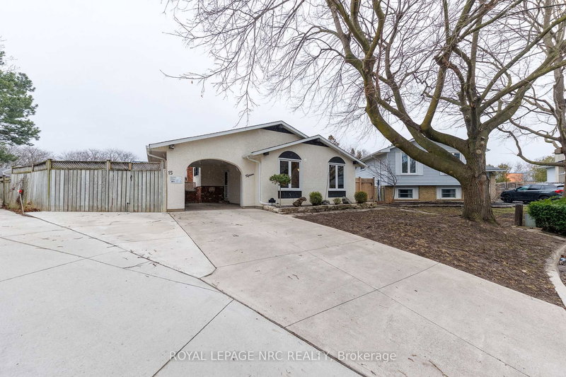 15 Carousel Circ, St. Catharines, L2N 6C9 | Image 2