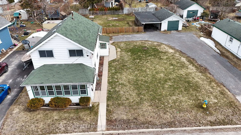 home for sale on 61 John Street S