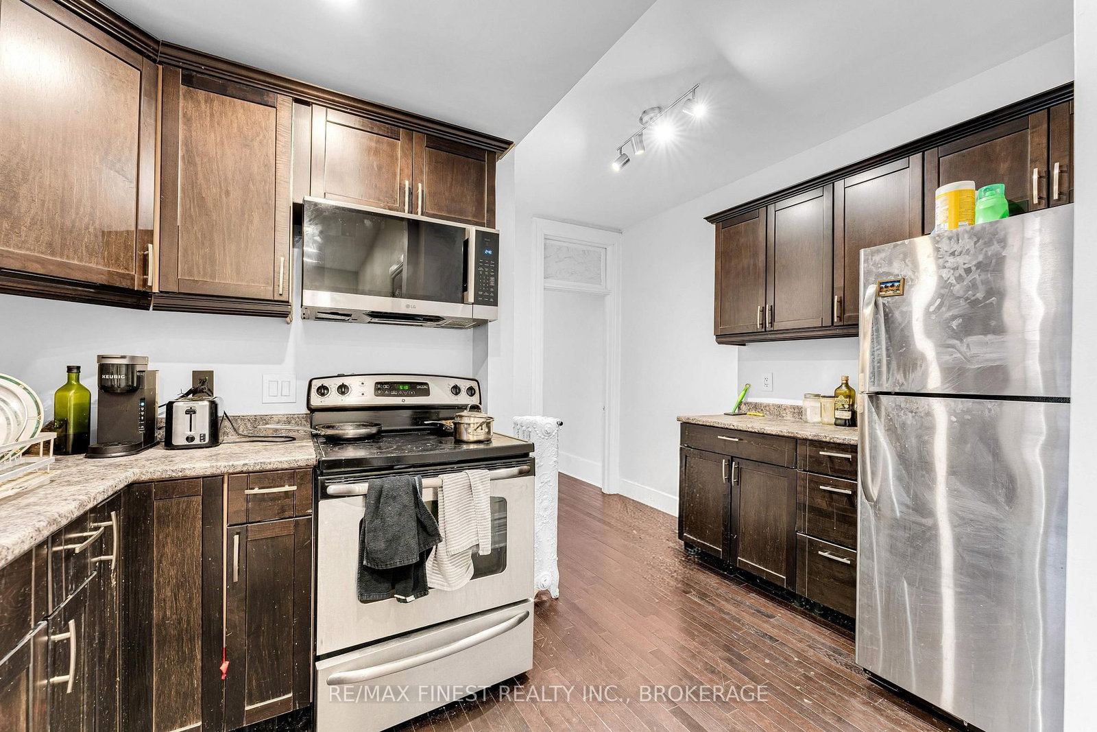 Listing Image 23