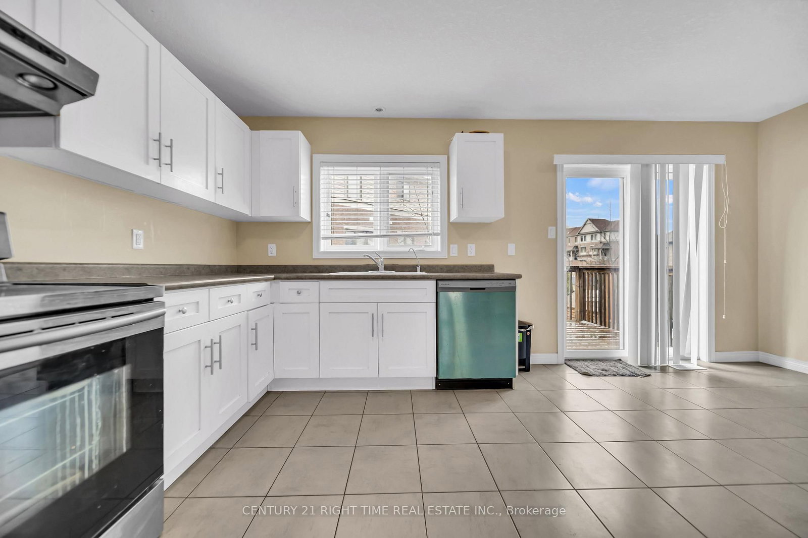 70 Willowrun Drive, Unit G2 - Photo 11