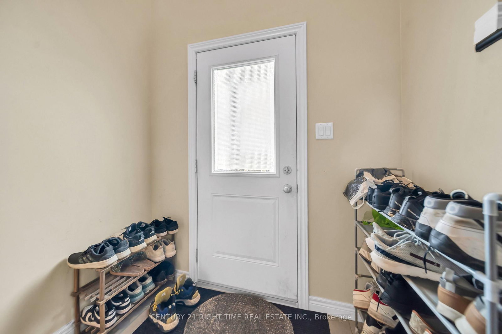 70 Willowrun Drive, Unit G2 - Photo 5