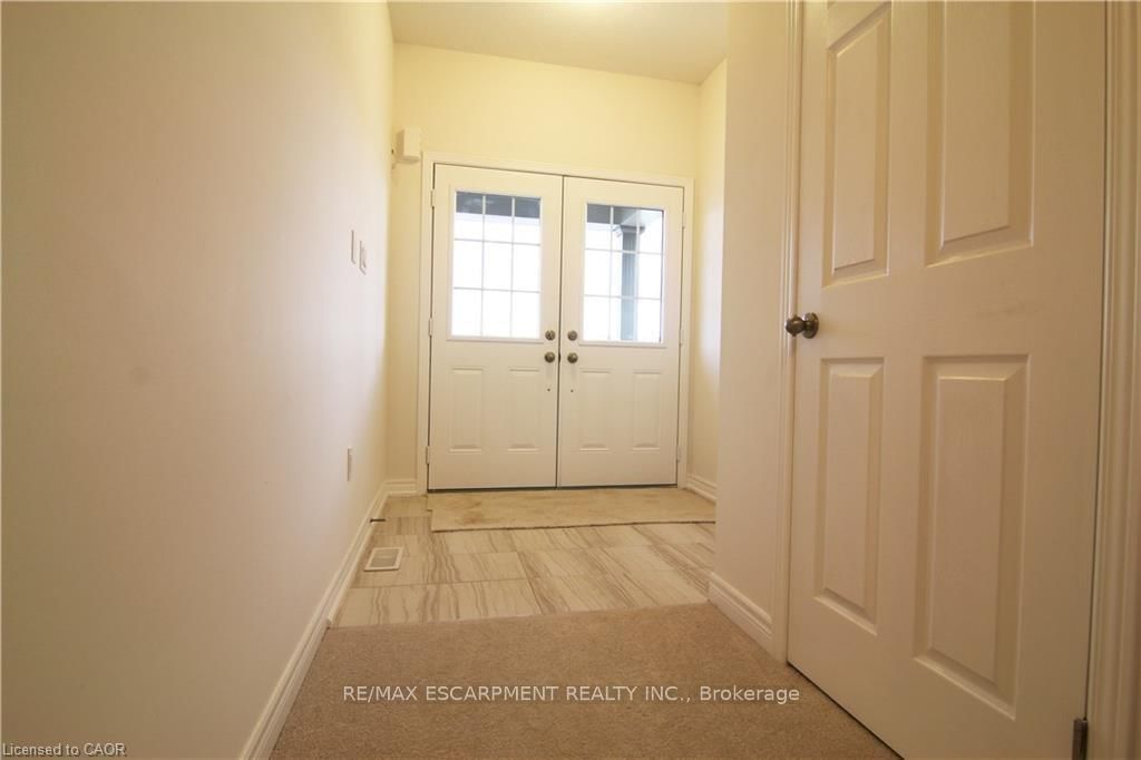 204 Lormont Boulevard - Photo 2