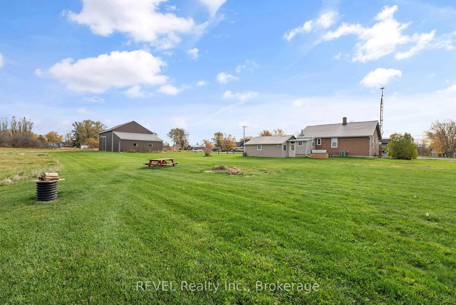 801 South Coast Drive • Haldimand, ON photo 25