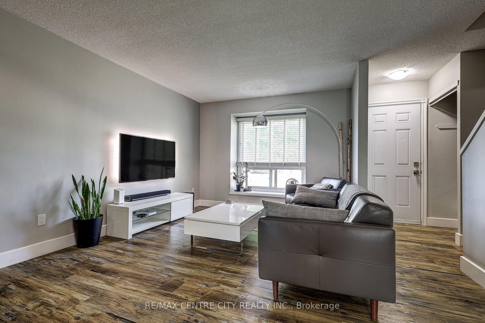 Townhouse for sale at 5-1443 Huron Street, London East, Ontario, N5V 2E6 - East D - MLS: X12914920