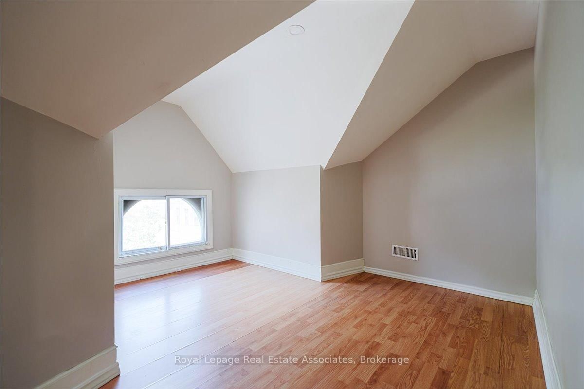 Semi-Detached House for sale at 123 Market Street, Hamilton, Ontario, L8R 1N7 - Central - MLS: X12914938