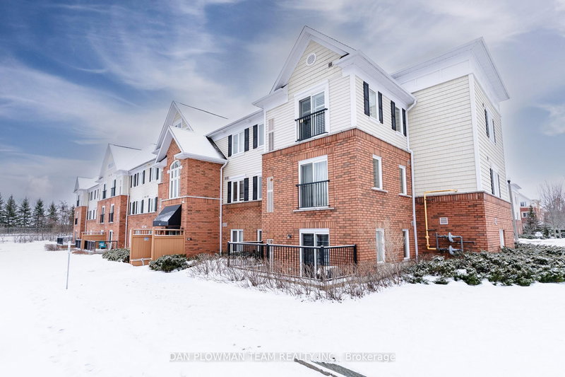 209 - 306 Spillsbury Dr, Peterborough, K9K 0B5 | Image 2