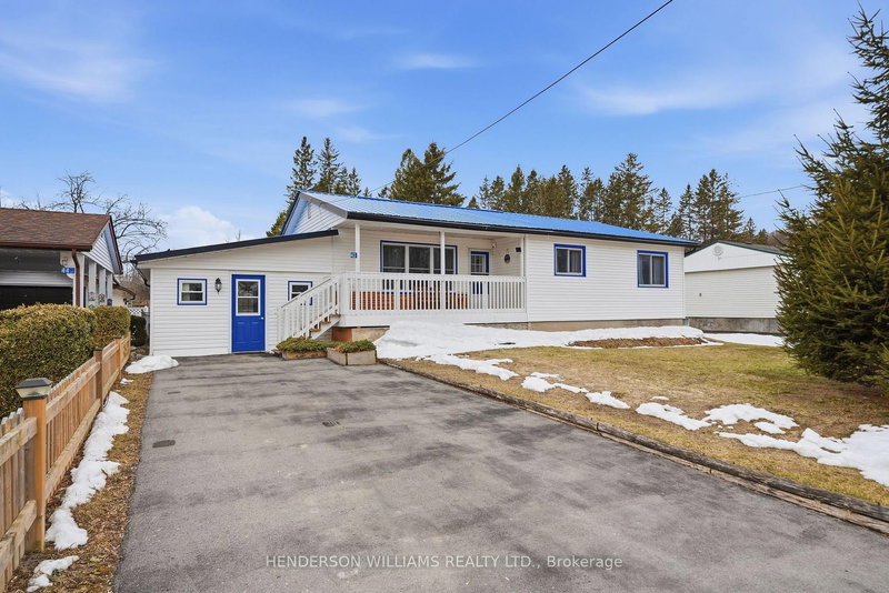 home for sale on 40 South Park Street N