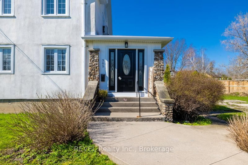 305 Leask Ave, Fort Erie, L2A 4L3 | Image 3