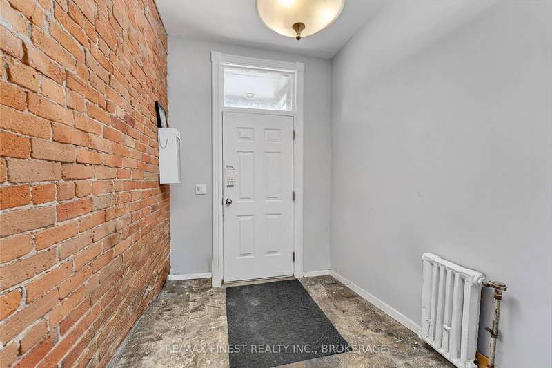242 Brock St, Kingston, K7L 1S4 | Image 3