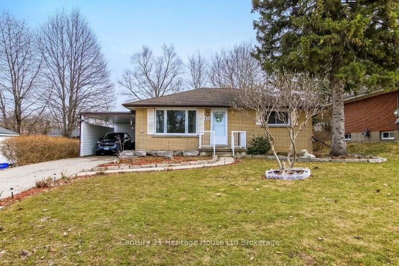 home for sale on 856 Grosvenor Street W