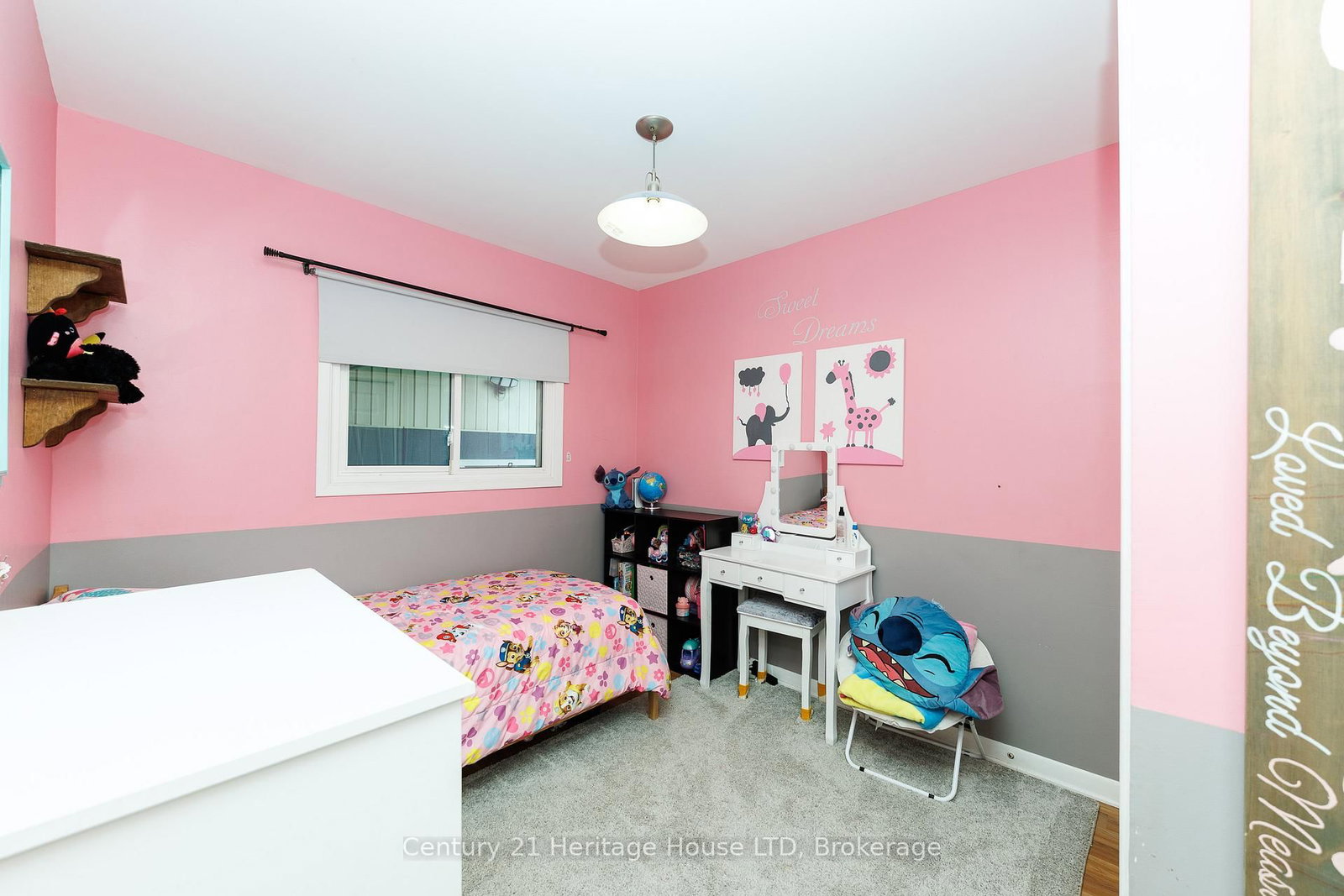 Detached House for sale at 211 Grantham Avenue, St. Catharines, Ontario, L2M 4Z1 - Facer - MLS: X12915604