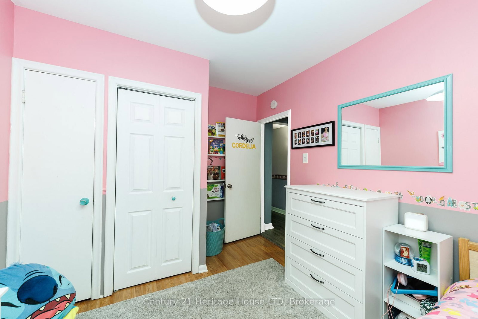 Detached House for sale at 211 Grantham Avenue, St. Catharines, Ontario, L2M 4Z1 - Facer - MLS: X12915604