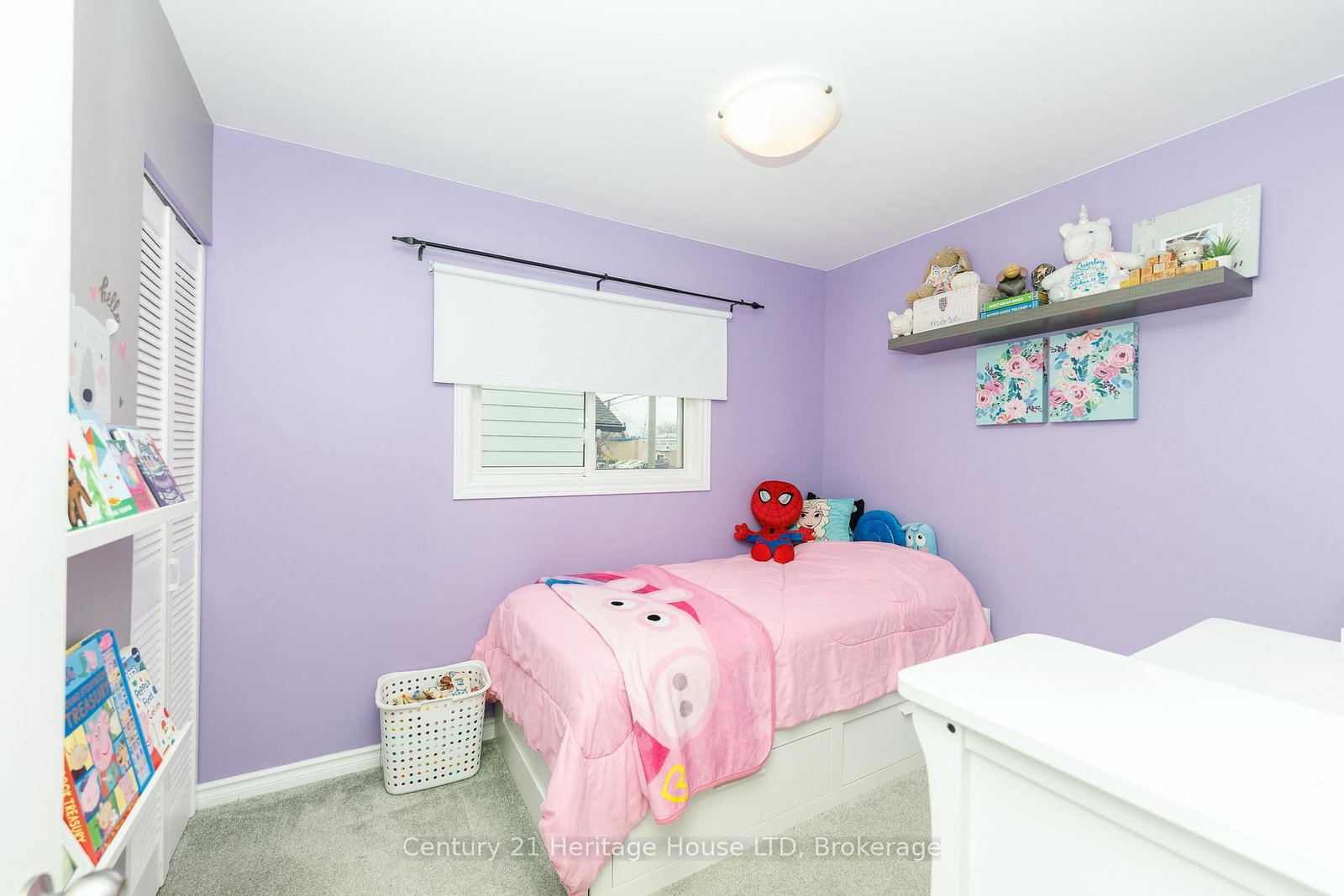 Detached House for sale at 211 Grantham Avenue, St. Catharines, Ontario, L2M 4Z1 - Facer - MLS: X12915604