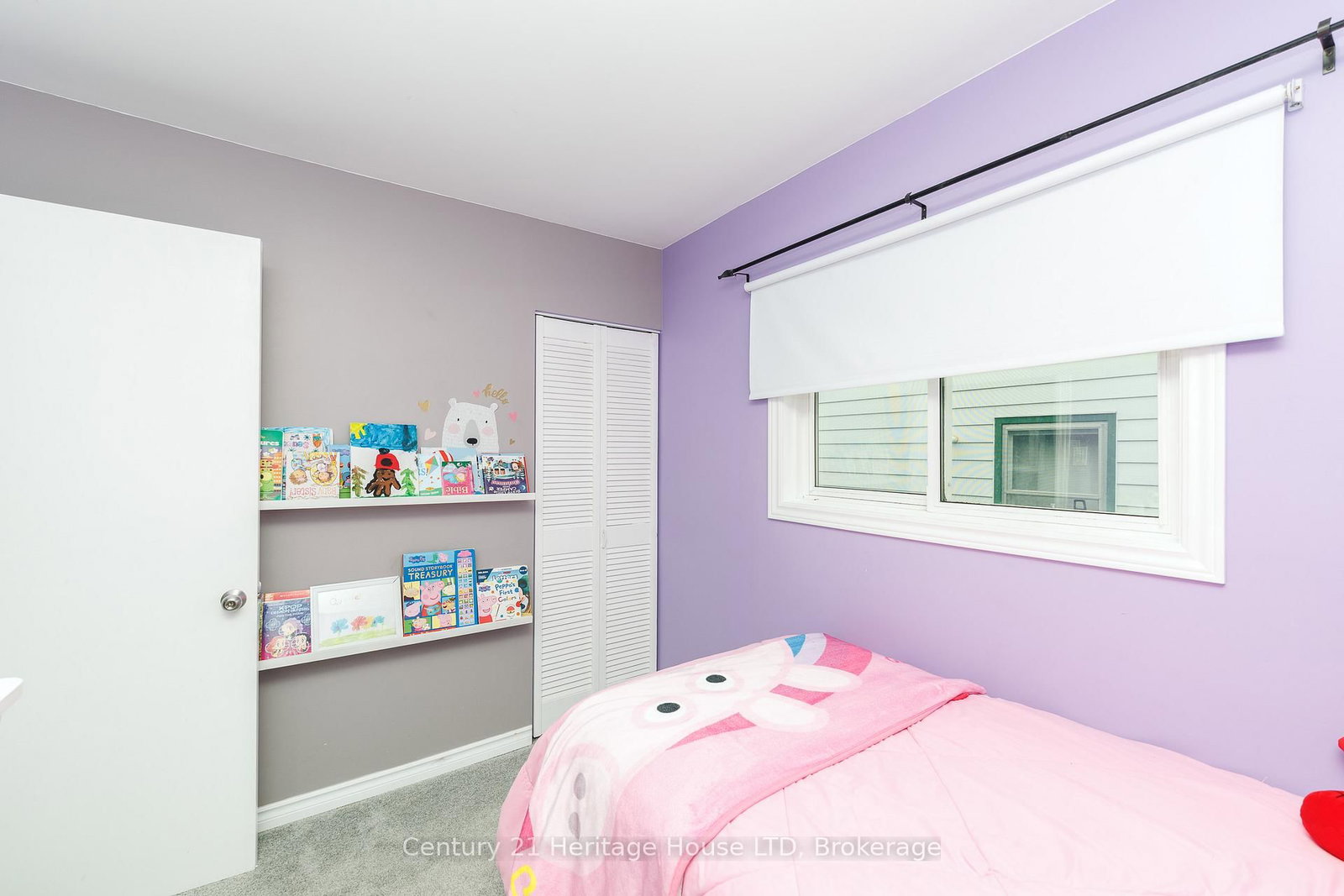 Detached House for sale at 211 Grantham Avenue, St. Catharines, Ontario, L2M 4Z1 - Facer - MLS: X12915604