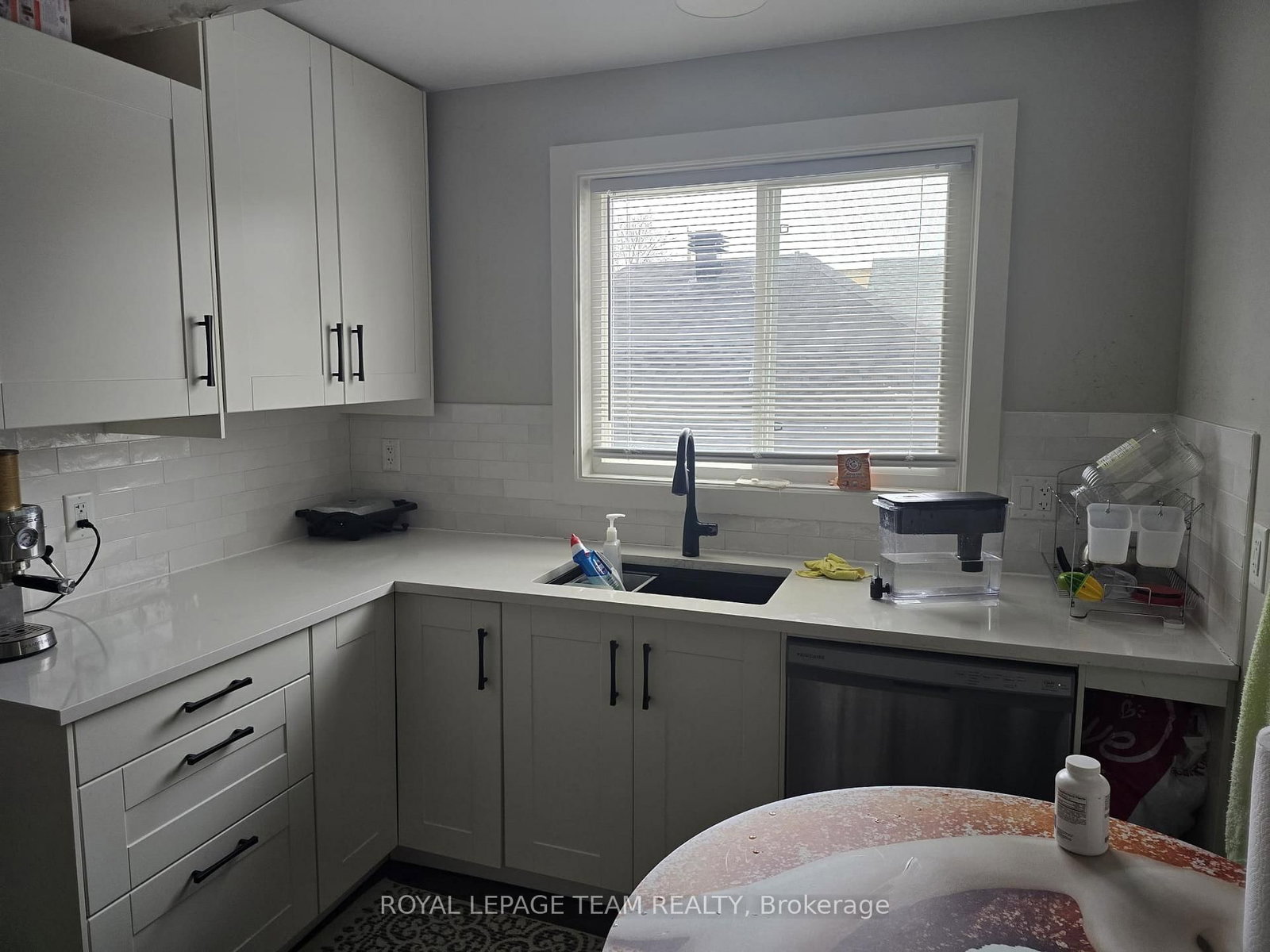 259 Montfort Street, Unit A - Photo 11