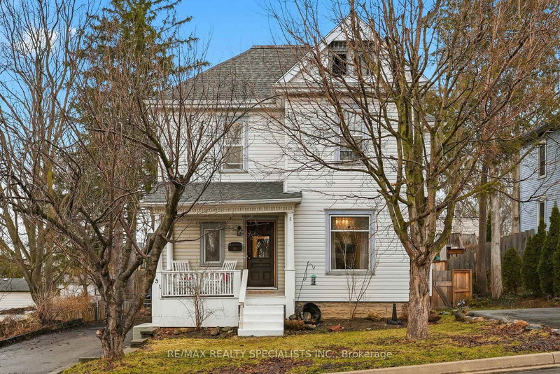 home for sale on 151 Wonham Street S