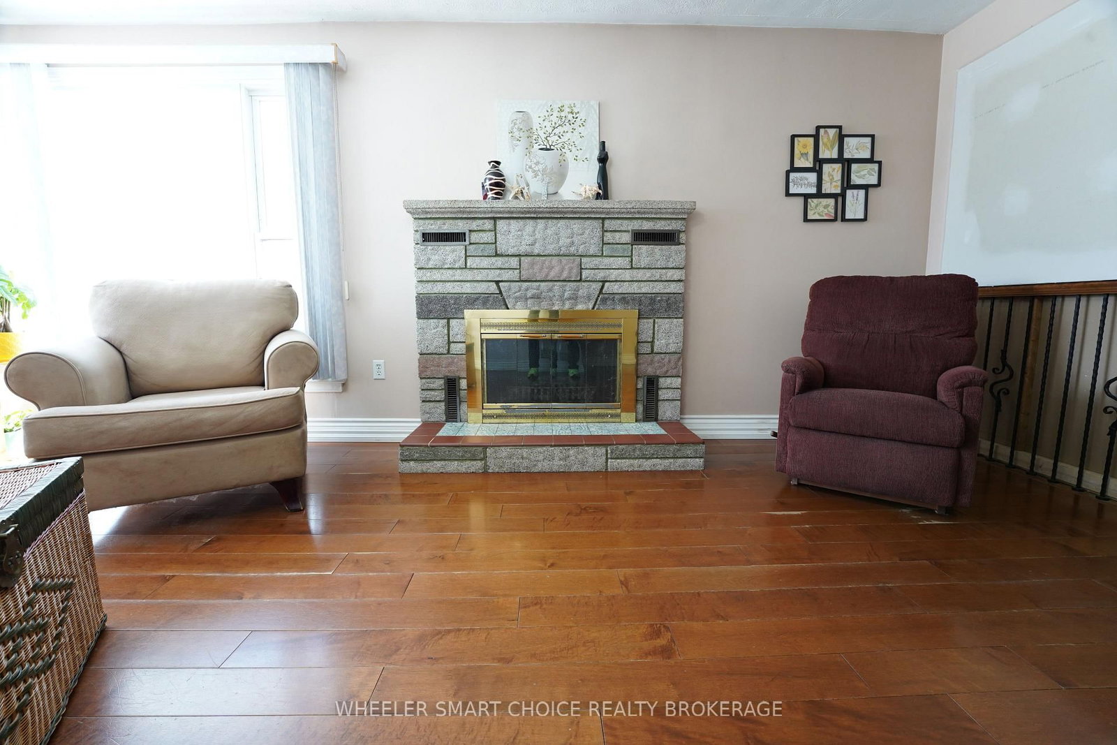 Listing Image 7
