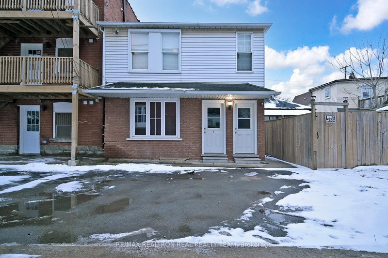 home for lease on #C1-1129 Cannon Street E
