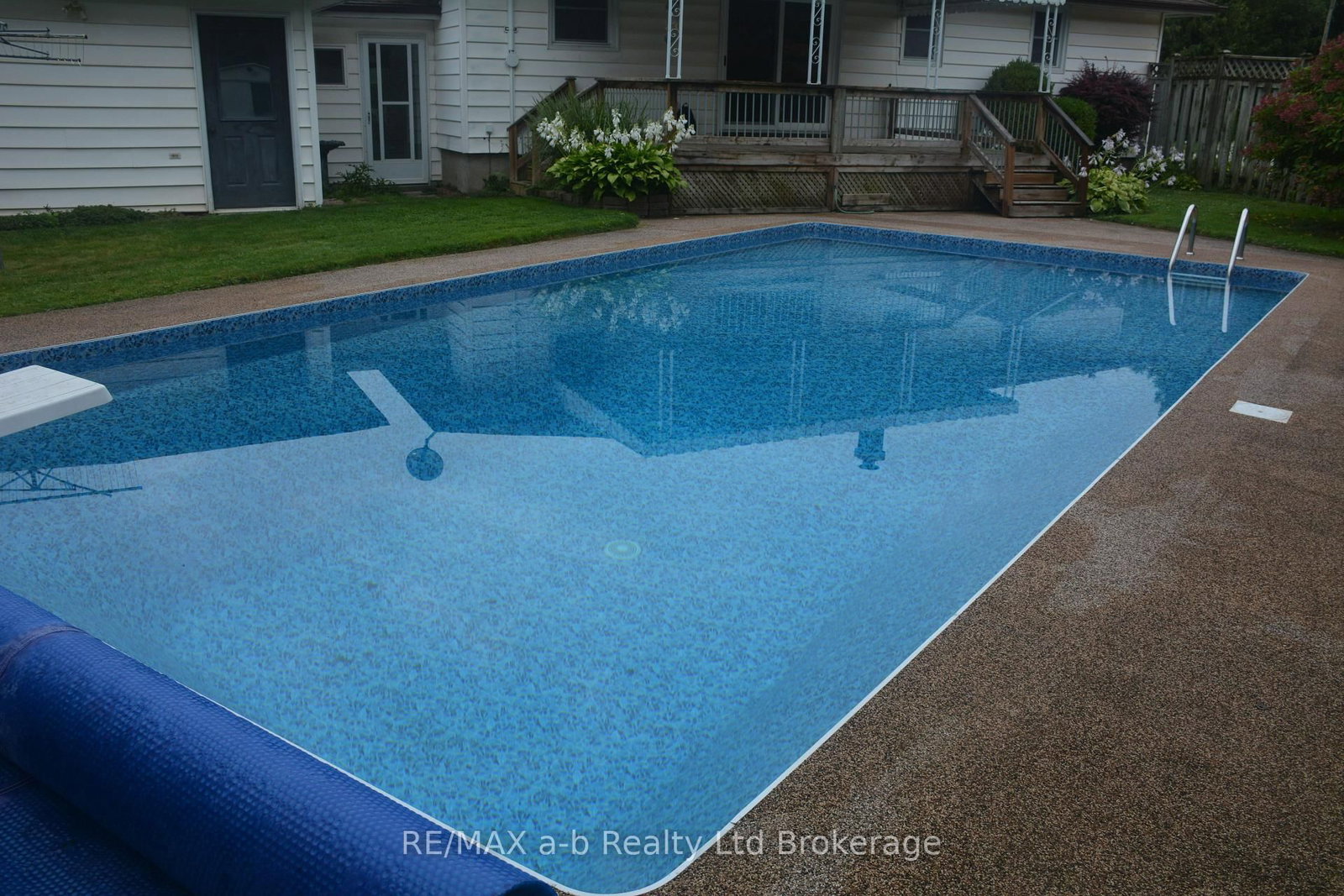 23 Glenn Avenue • Ingersoll, ON photo 5