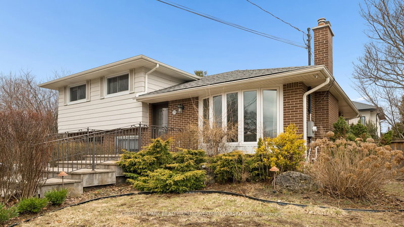 19 Douglas Rd, Hamilton, L9G 2E2 | Image 2