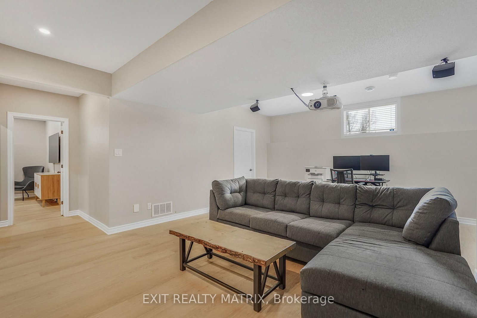 Detached House for sale at 403 CENTENAIRE Street, Russell, Ontario, K0A 1W0 - Embrun - MLS: X12916304