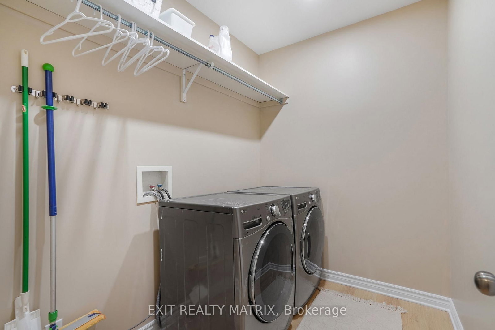 Detached House for sale at 403 CENTENAIRE Street, Russell, Ontario, K0A 1W0 - Embrun - MLS: X12916304