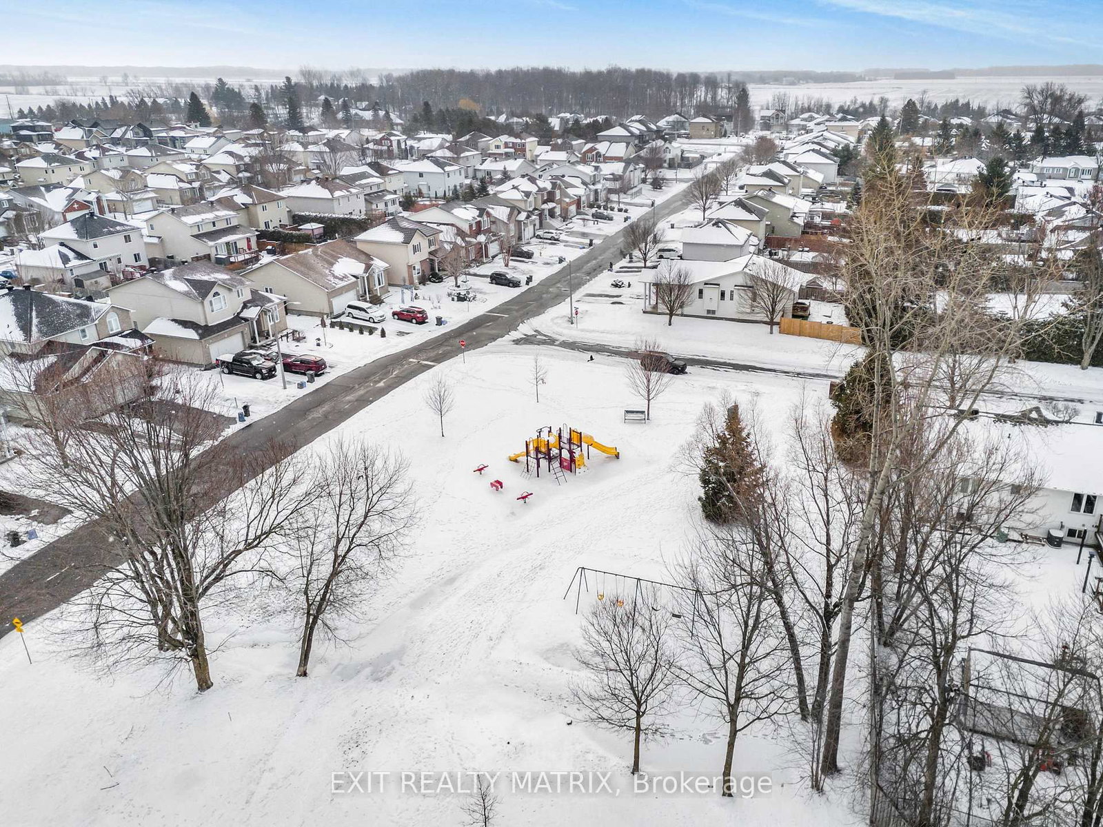 Detached House for sale at 403 CENTENAIRE Street, Russell, Ontario, K0A 1W0 - Embrun - MLS: X12916304