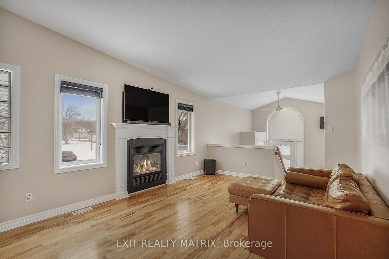 Detached House for sale at 403 CENTENAIRE Street, Russell, Ontario, K0A 1W0 - Embrun - MLS: X12916304