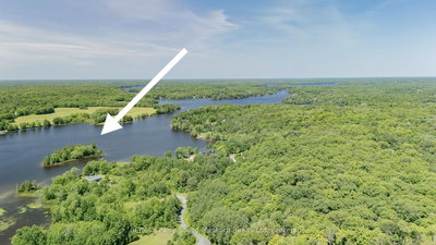 0 Island undefined | McKellar | Image