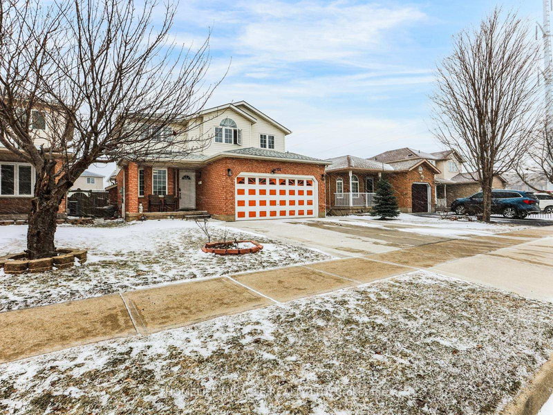 154 Deerpath Dr, Guelph, N1K 1W9 | Image 2
