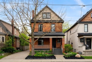 30 MATILDA Street N