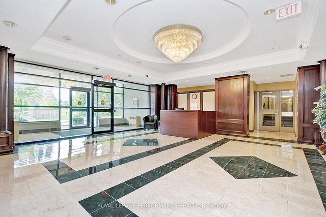 PH9 - 1705 Playfair Drive