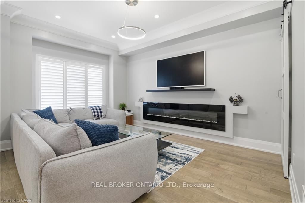 Townhouse for sale at 312 Humphrey Street, Hamilton, Ontario, L0R 2H1 - Waterdown - MLS: X12916600