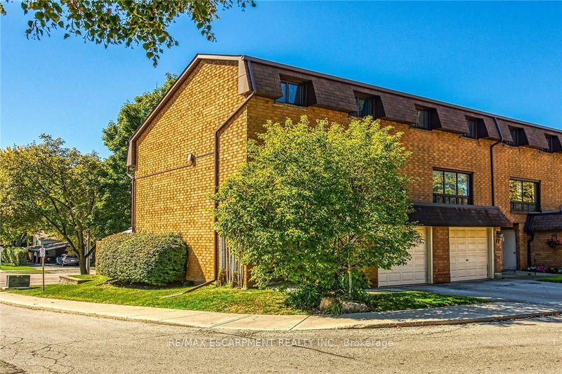 F8 - 500 Stone Church Rd W, Hamilton, L9B 1R2 | Image 2