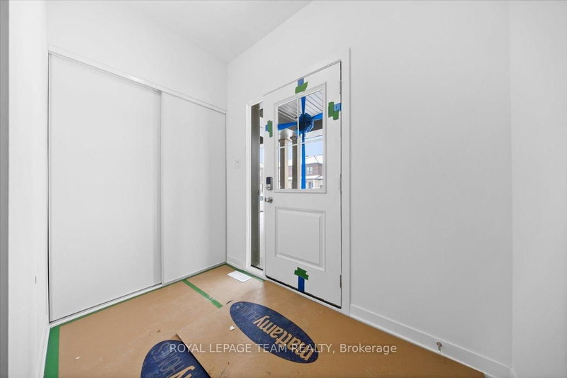 737 Tincture Pl, Kanata, K2W 0P2 | Image 2