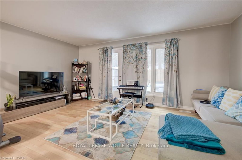 30 - 206 Green Valley Dr, Kitchener, N2P 1G9 | Image 3