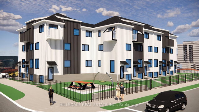 TH 5/BR #1 - 18 HICKORY Street W