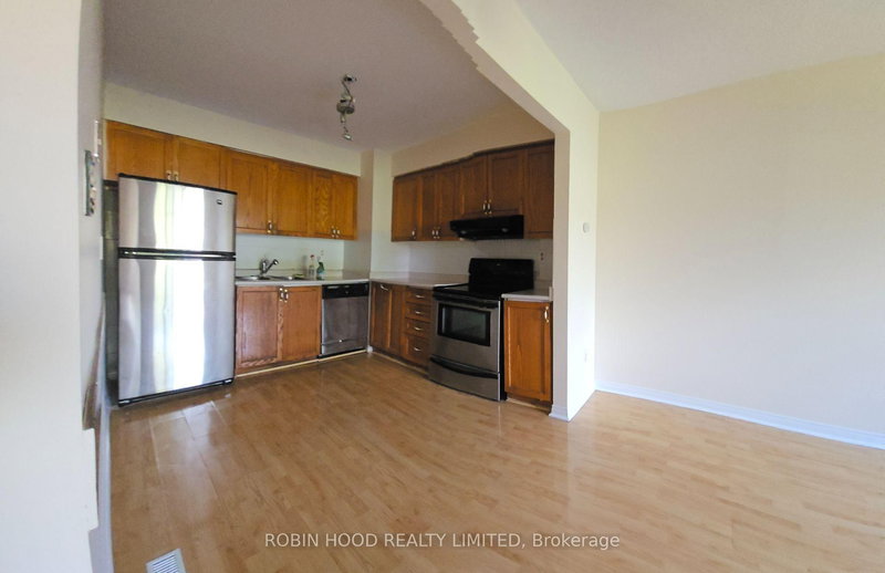 21 - 26 Moss Blvd, Hamilton, L9H 6W7 | Image 3