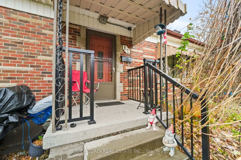 12 Roselle Pl, Hamilton, L8G 1R3 | Image 3