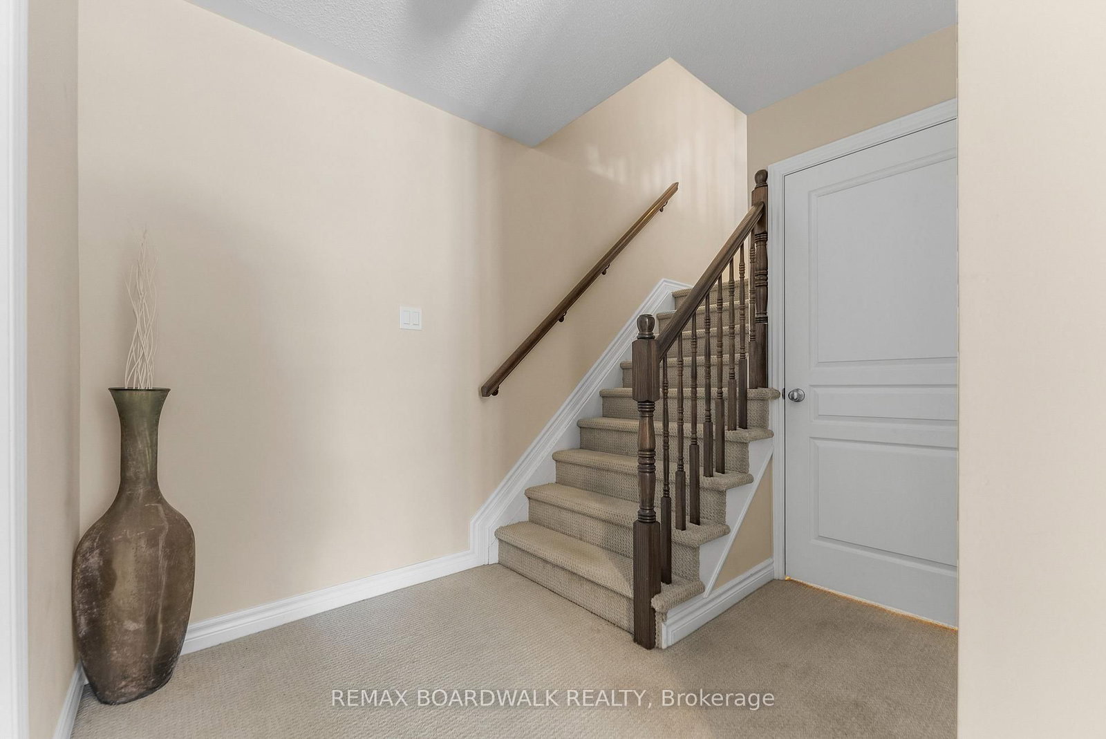 Townhouse for sale at 135 Wild Senna Way, Ottawa, Ontario, K2J 5Z7 - Barrhaven - Longfields - MLS: X12917244