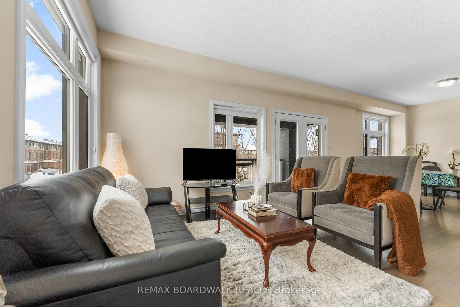 Townhouse for sale at 135 Wild Senna Way, Ottawa, Ontario, K2J 5Z7 - Barrhaven - Longfields - MLS: X12917244