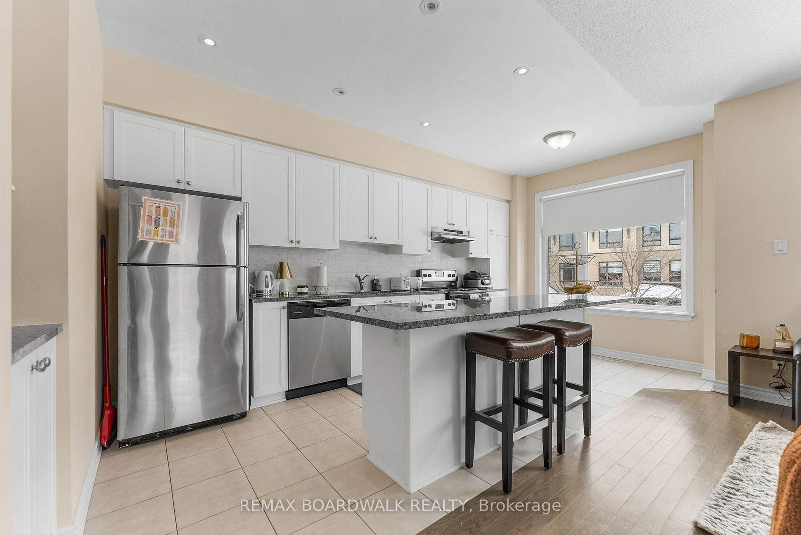 Townhouse for sale at 135 Wild Senna Way, Ottawa, Ontario, K2J 5Z7 - Barrhaven - Longfields - MLS: X12917244