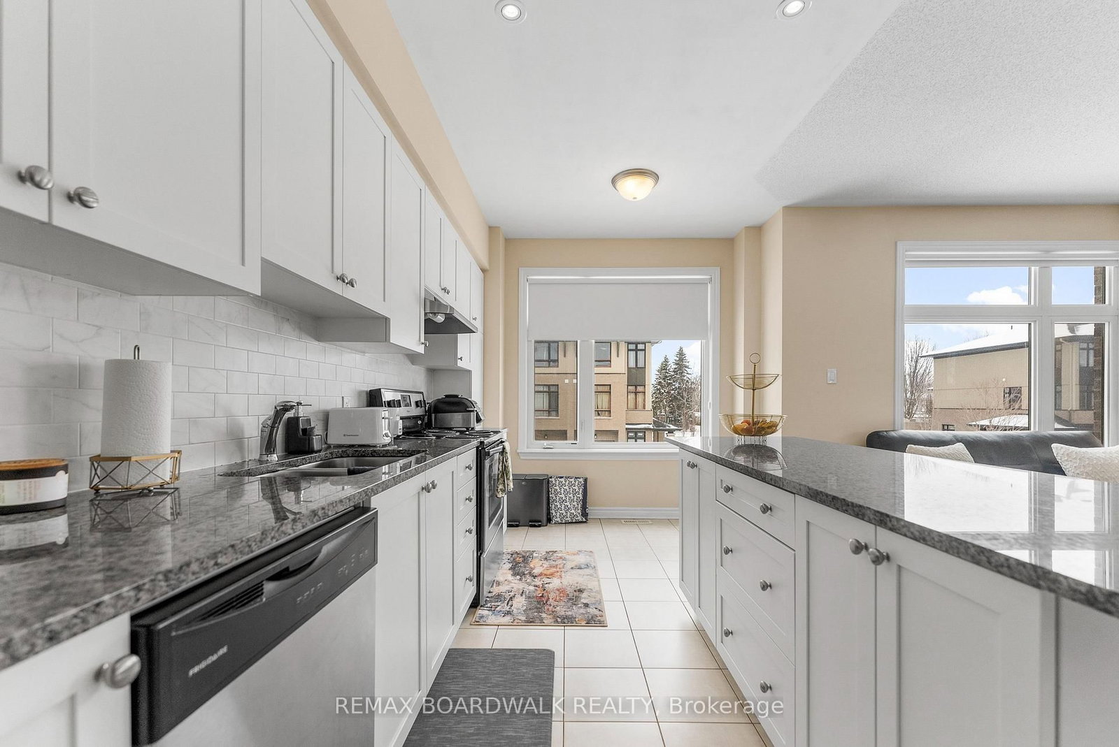 Townhouse for sale at 135 Wild Senna Way, Ottawa, Ontario, K2J 5Z7 - Barrhaven - Longfields - MLS: X12917244