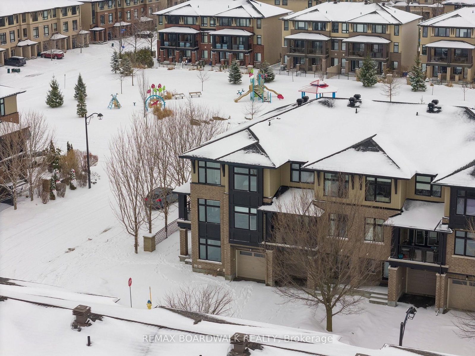 Townhouse for sale at 135 Wild Senna Way, Ottawa, Ontario, K2J 5Z7 - Barrhaven - Longfields - MLS: X12917244