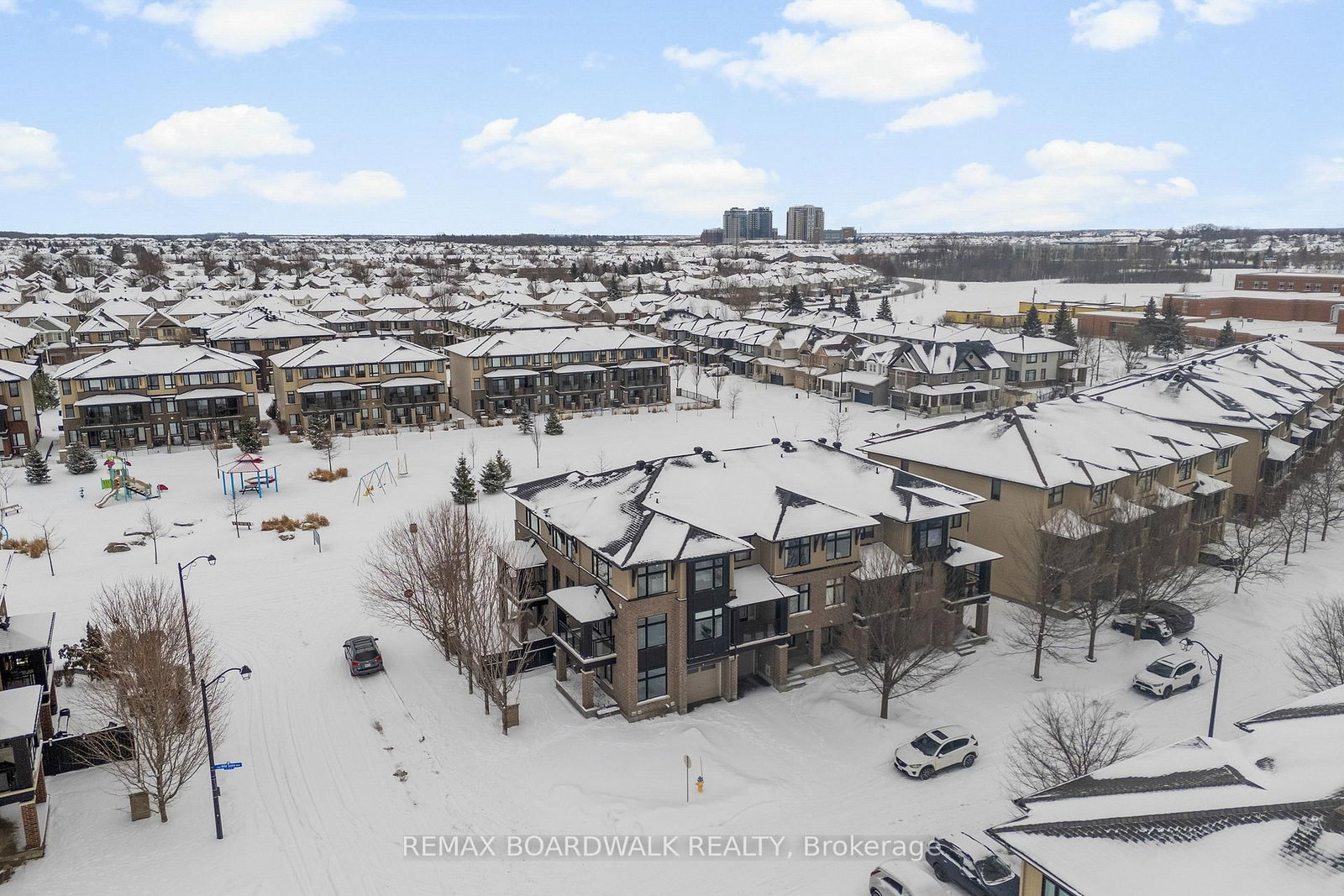 Townhouse for sale at 135 Wild Senna Way, Ottawa, Ontario, K2J 5Z7 - Barrhaven - Longfields - MLS: X12917244