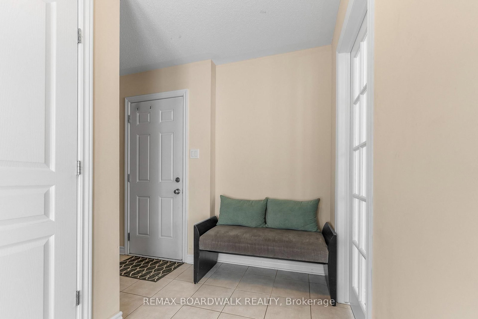 Townhouse for sale at 135 Wild Senna Way, Ottawa, Ontario, K2J 5Z7 - Barrhaven - Longfields - MLS: X12917244